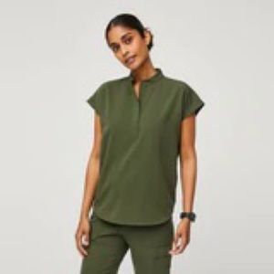 women's Dark Olive Rafaela - Oversized Scrub Top - XXS / Dark Olive